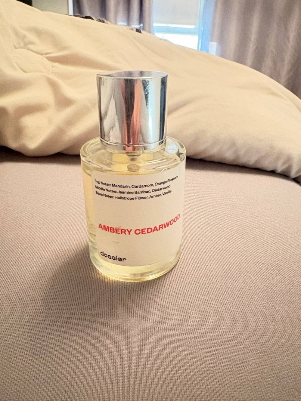 Dossier Ambery Cedarwood